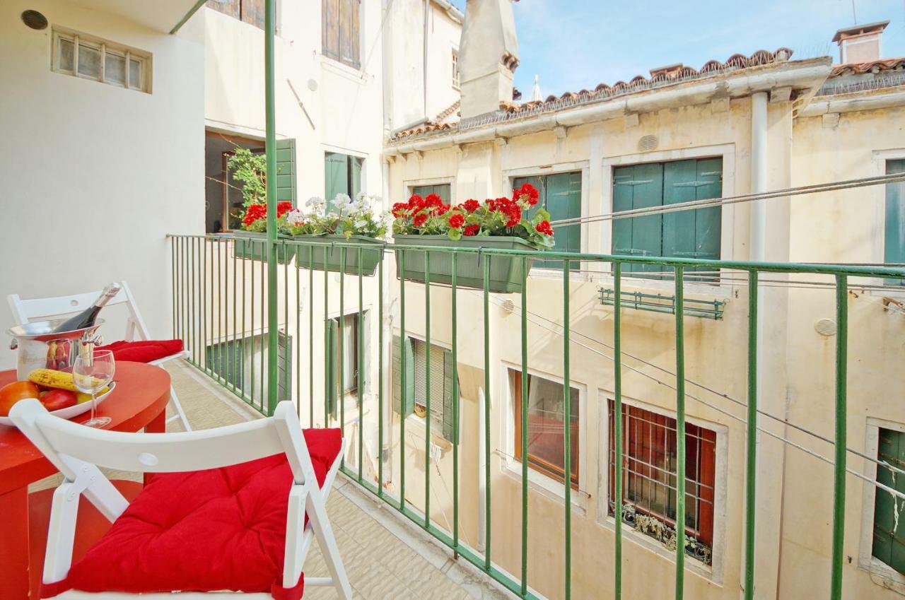 Calle Dei Fabbri Apartment Wenecja Zewnętrze zdjęcie