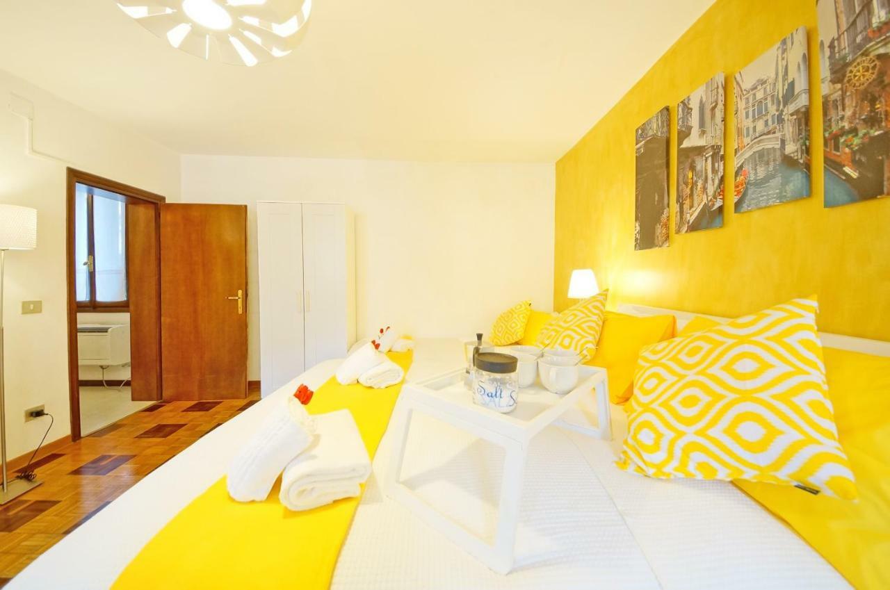Calle Dei Fabbri Apartment Wenecja Zewnętrze zdjęcie
